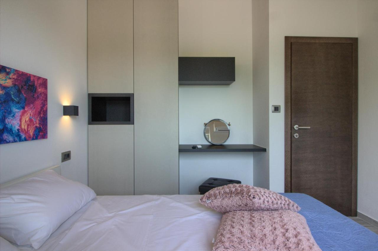 Modern Villa Nerina With Private Pool Near 普拉 外观 照片